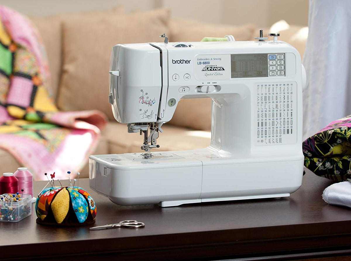 Brother Se400 Embroidery Patterns Brother Lb6800prw Project Runway Sewing And Embroidery Machine