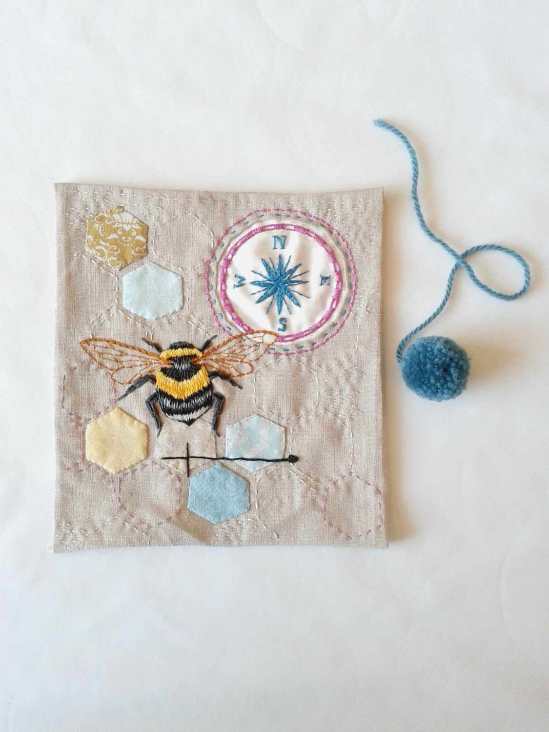 Bumble Bee Embroidery Pattern Bee Embroidery Pattern Pdf Queen Bee Printable Pattern Bumble Bee Entomology Hand Embroidery Diy Hoop Art Diy Wall Art Diy Craft