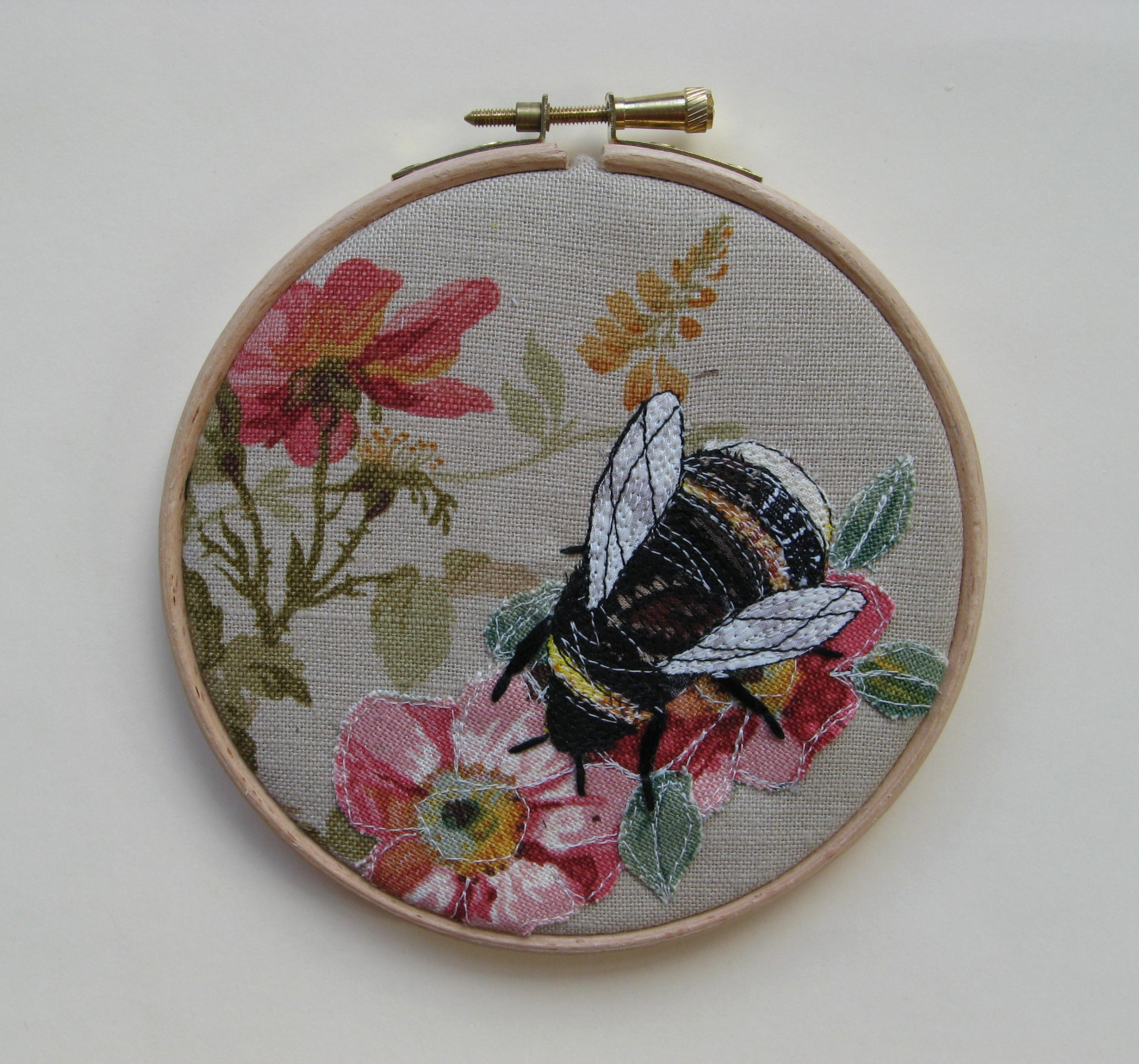 Bumble Bee Embroidery Pattern Bees Agnesandcora