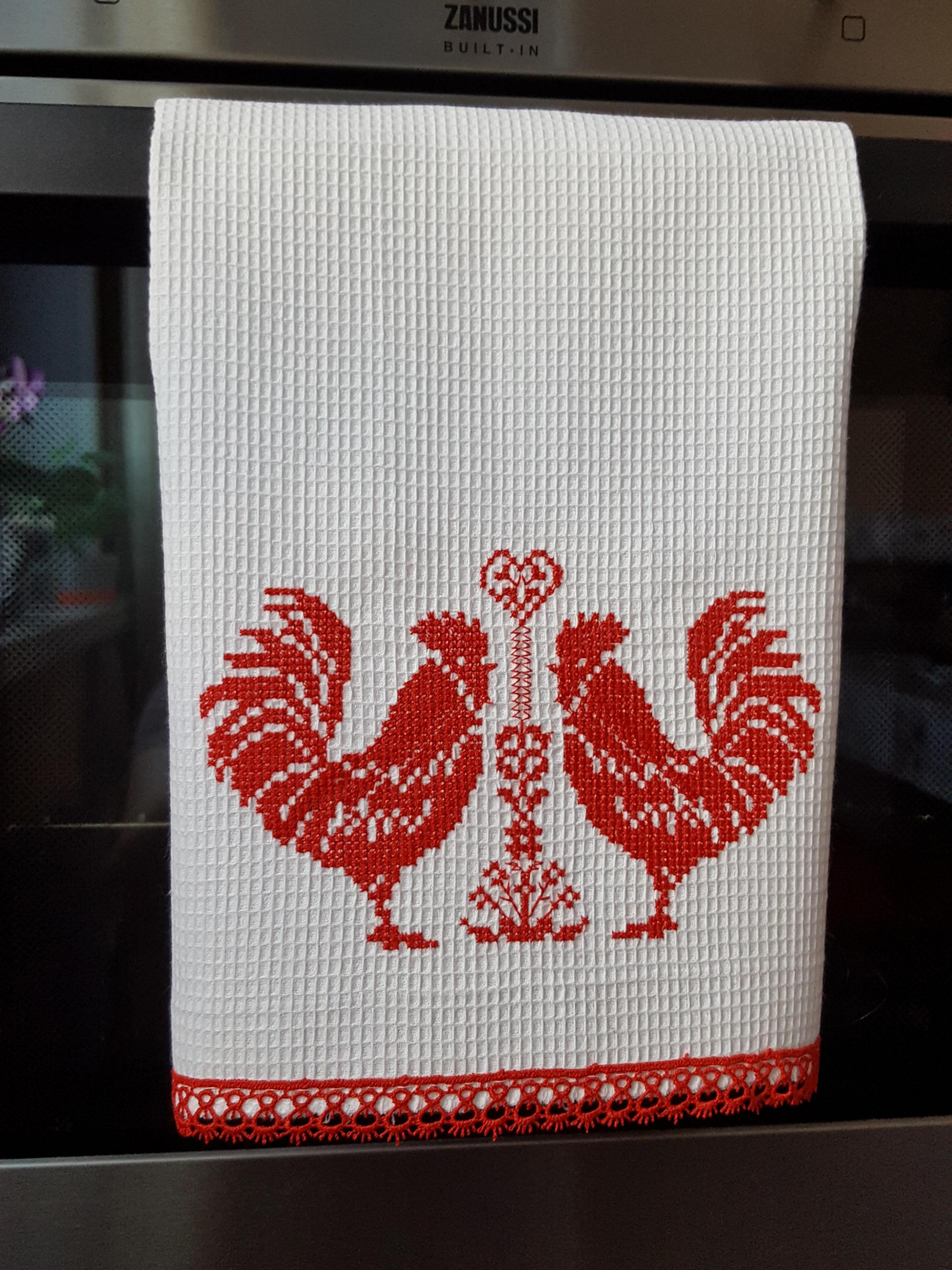 Chicken Embroidery Patterns Free Kitchen Towel With Red Roosters Cross Stitch Free Embroidery Design