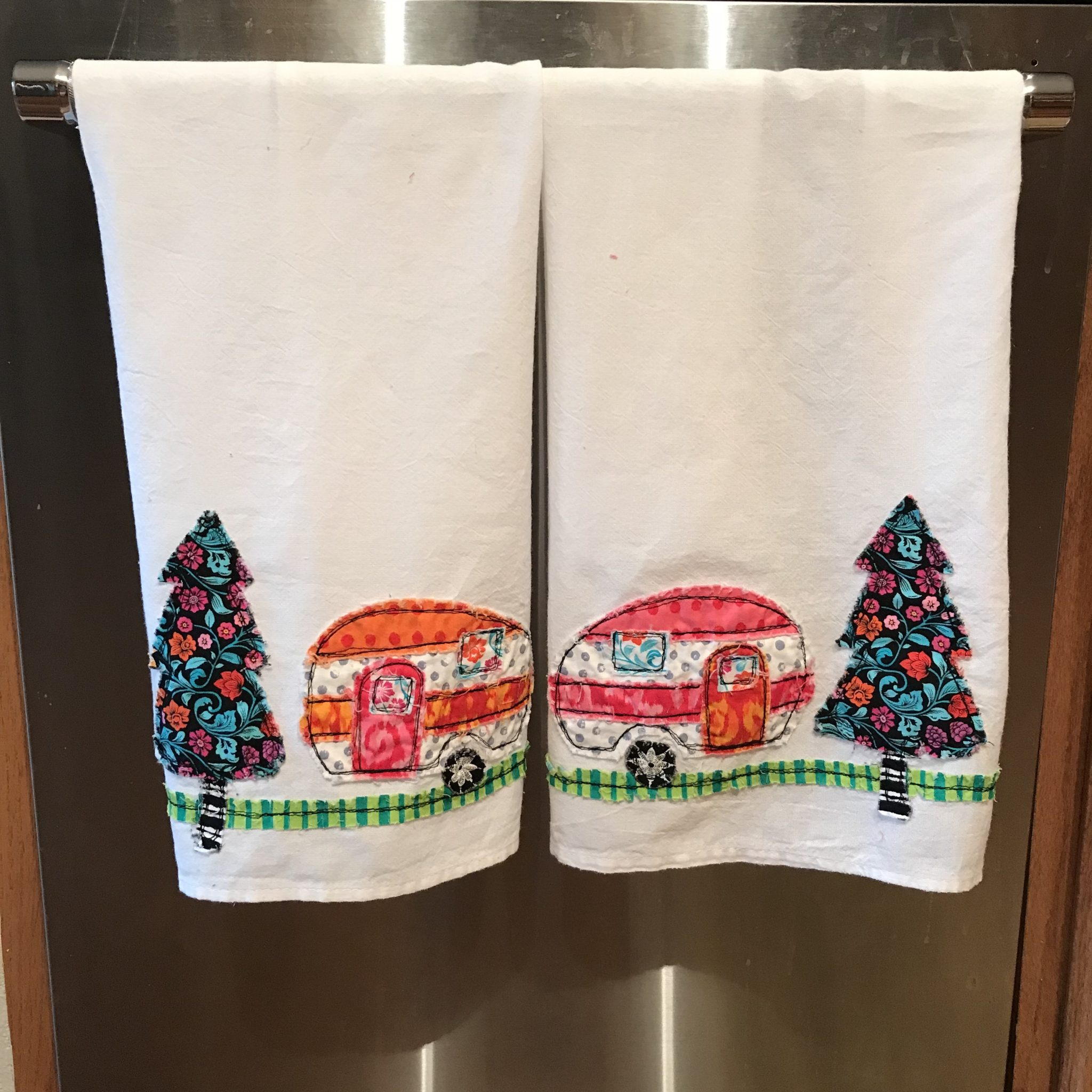 Free Hand Embroidery Patterns For Tea Towels Easy Machine Appliqu Tea Towels Create Whimsy