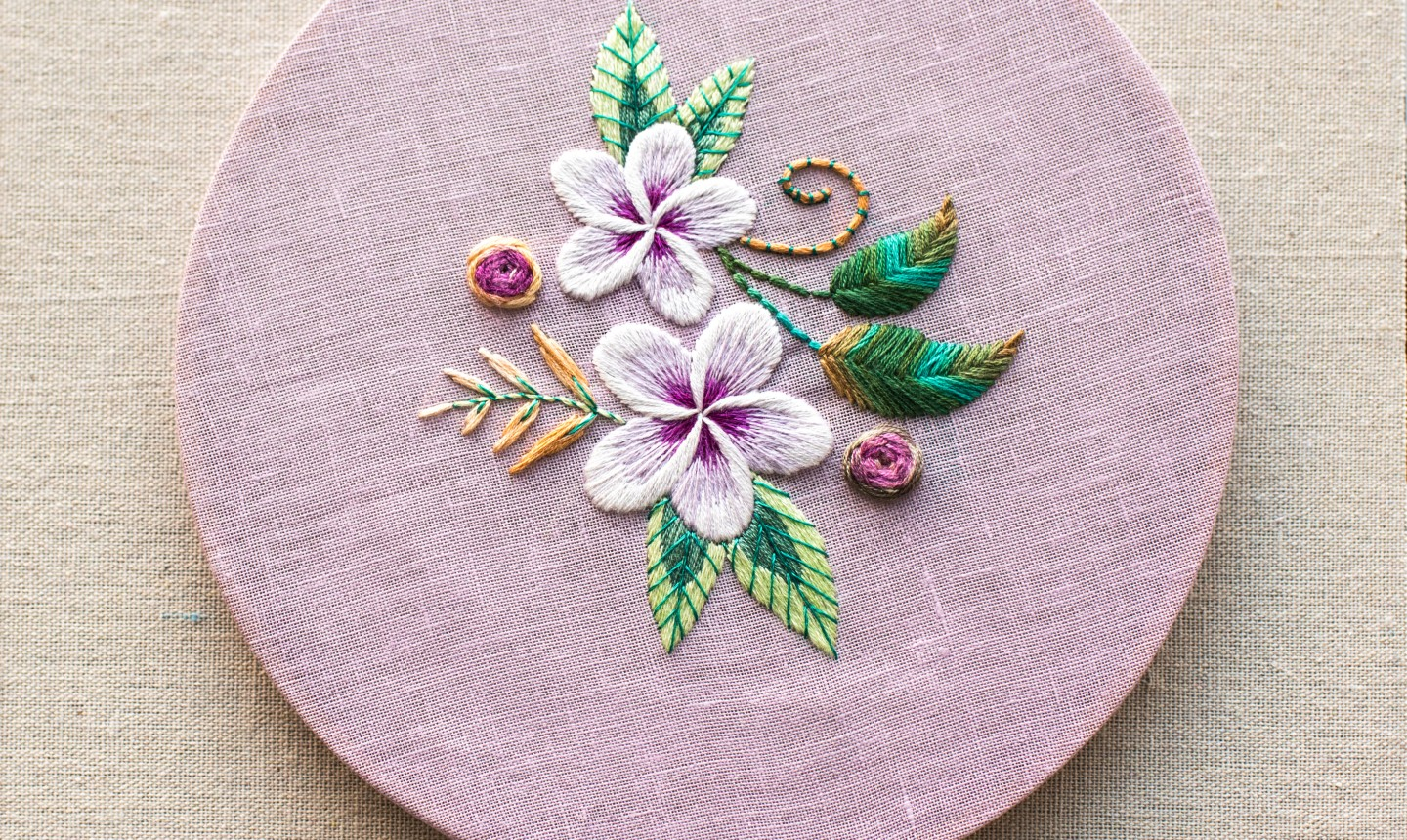 Hand Embroidery Flowers Patterns 7 Beautiful Ways To Hand Embroider Flowers