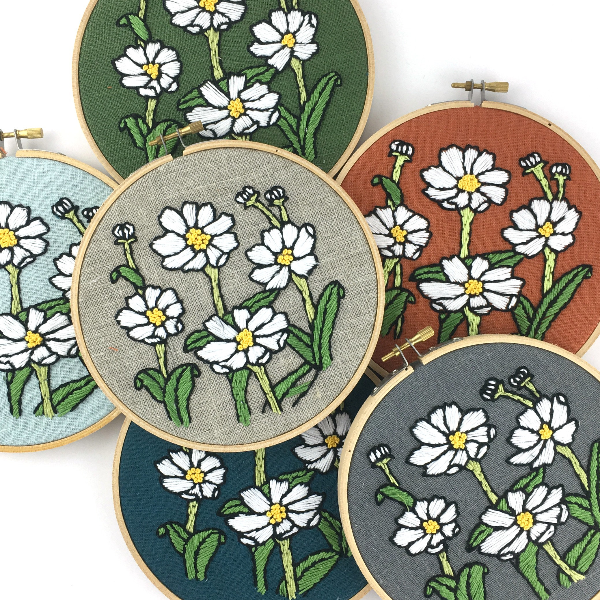 How To Read Embroidery Patterns Daisies Embroidery Kit Beginner Floral Embroidery Floral