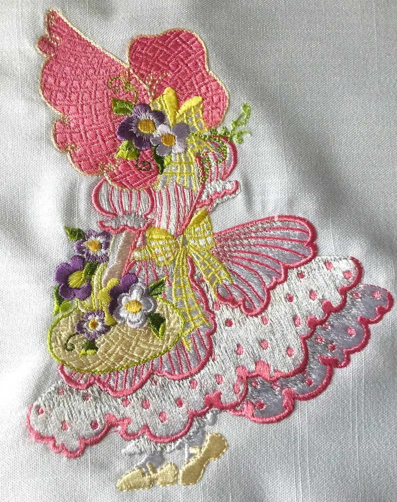 Sunbonnet Sue Embroidery Patterns Sunbonnet Sue Embroidery Block Pink Bonnet Fiber Art Embroidery Pattern Little Girls Decorations Flower Baskets Embroidery Design