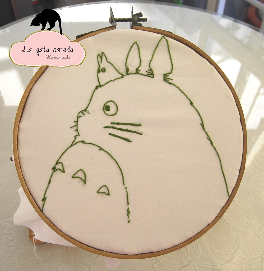 Totoro Embroidery Pattern Embroidery Totoro Visit My Blog Lagatadoradablogspot Flickr