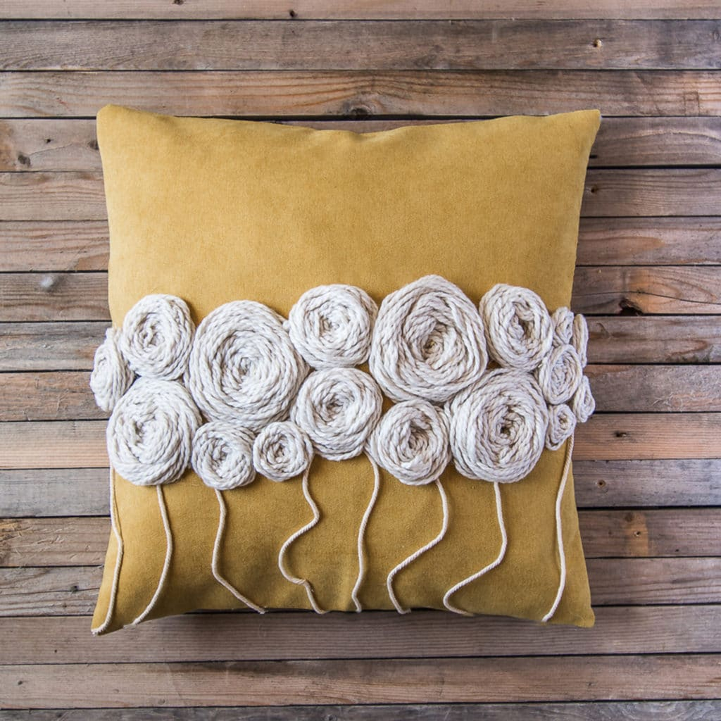 Wool Embroidery Patterns How To Make Wool Embroidery Flowers To Perk Up Plain Cushions